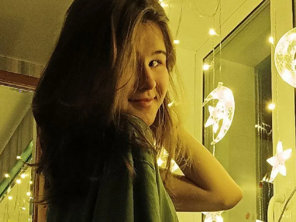 AliceBrew – webcam model profile photo