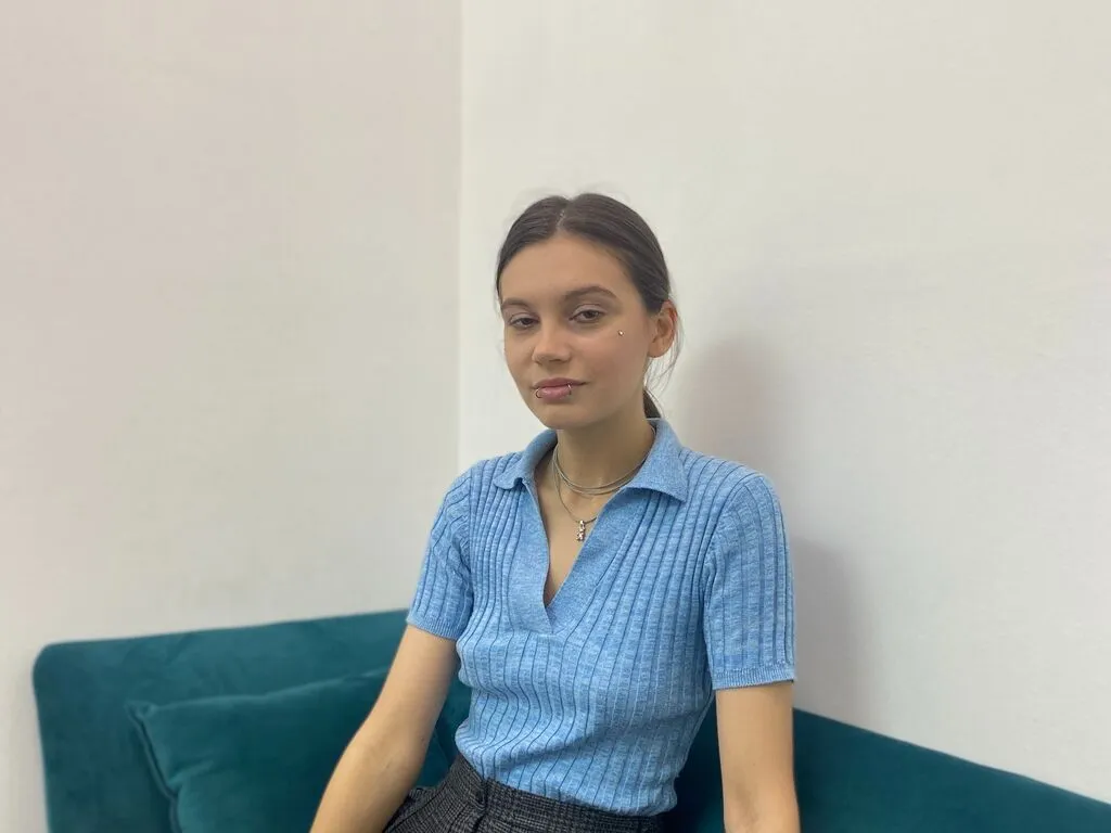 BernettaStupp – webcam model profile photo