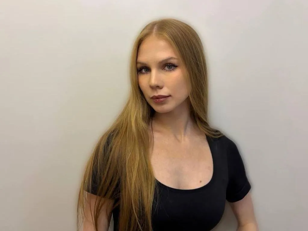 SusieAlvia – webcam model profile photo