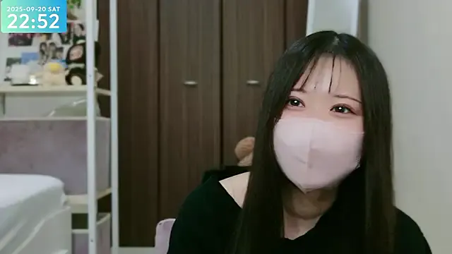 GouGou-111 – webcam model profile photo Image 16