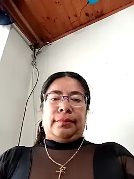 seraphine23 – webcam model profile photo Image 11