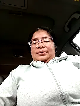 seraphine23 – webcam model profile photo Image 16