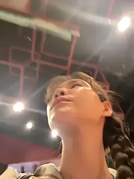 Big_ayu_ – webcam model profile photo Image 10