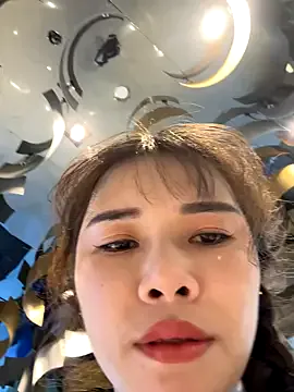 Big_ayu_ – webcam model profile photo Image 8