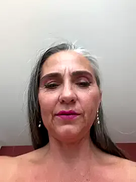 HotBella- – webcam model profile photo Image 17