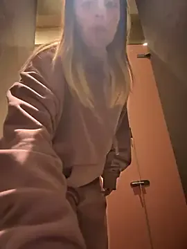 onebigkisss – webcam model profile photo Image 11