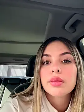 onebigkisss – webcam model profile photo Image 17