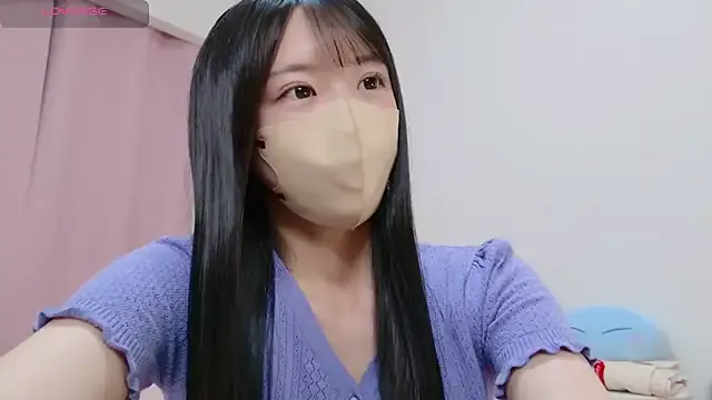 Yui-Ch – webcam model profile photo Image 6