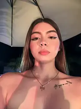 AmandaBby003 – webcam model profile photo Image 5