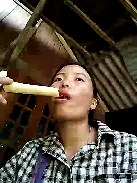 seraphine23 – webcam model profile photo Image 13