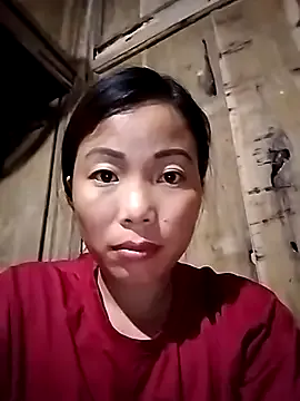 seraphine23 – webcam model profile photo Image 3