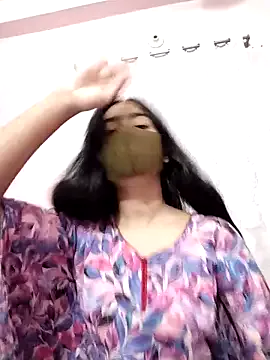 HotBella- – webcam model profile photo Image 10