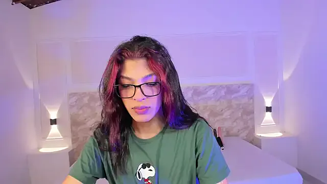 GouGou-111 – webcam model profile photo Image 10