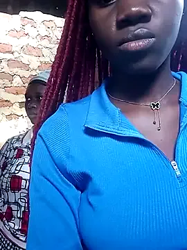 HotBella- – webcam model profile photo Image 3