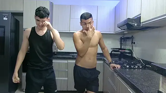 FroggyAnna – webcam model profile photo Image 12