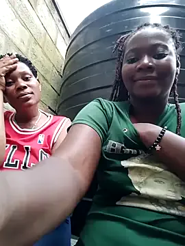 GouGou-111 – webcam model profile photo Image 2