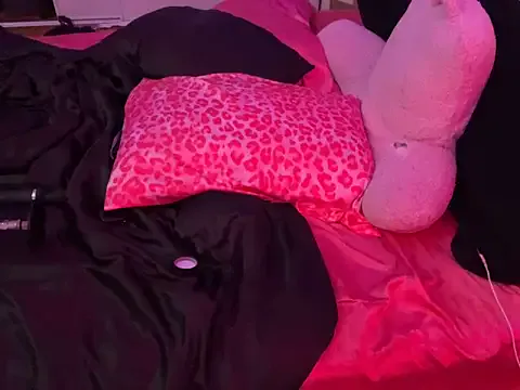 HotBella- – webcam model profile photo Image 18