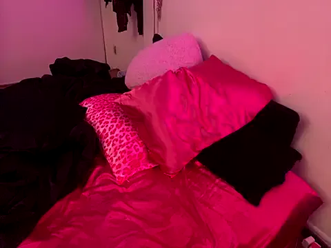 HotBella- – webcam model profile photo Image 19