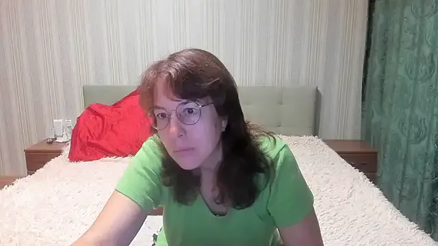 GouGou-111 – webcam model profile photo Image 16