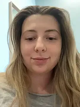 FroggyAnna – webcam model profile photo Image 10