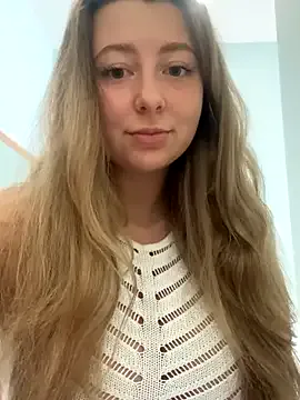 FroggyAnna – webcam model profile photo Image 16