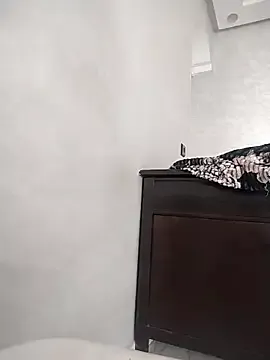 JP_Erotic_LIVE-Camera_ – webcam model profile photo Image 3