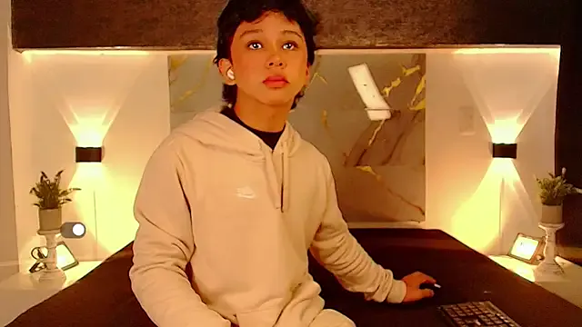 irohani_usagi – webcam model profile photo Image 6