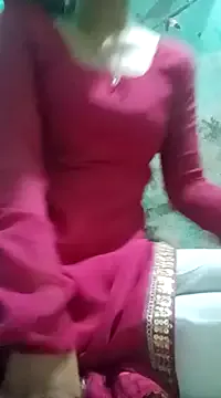 FroggyAnna – webcam model profile photo Image 6