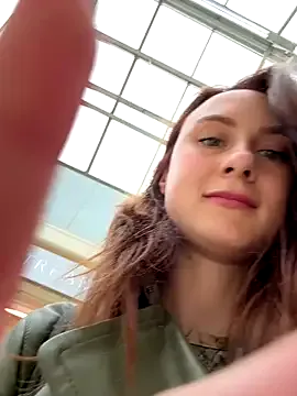 JP_Erotic_LIVE-Camera_ – webcam model profile photo Image 11