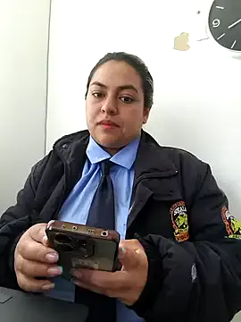 Yui-Ch – webcam model profile photo Image 2