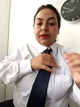 Yui-Ch – webcam model profile photo Image 3