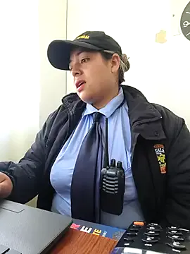 Yui-Ch – webcam model profile photo Image 4