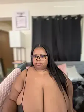 Mona_kunal – webcam model profile photo Image 3