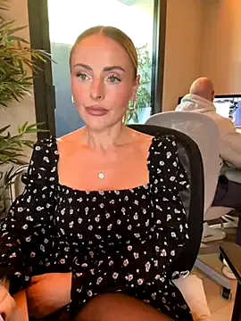 Yui-Ch – webcam model profile photo Image 18