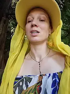 NA-KAREN-V8 – webcam model profile photo Image 16