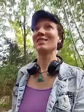 NA-KAREN-V8 – webcam model profile photo Image 19