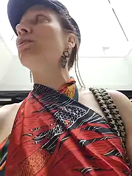 NA-KAREN-V8 – webcam model profile photo Image 6