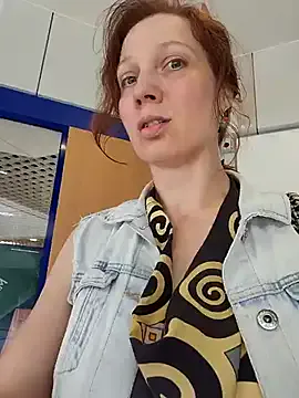 NA-KAREN-V8 – webcam model profile photo Image 7