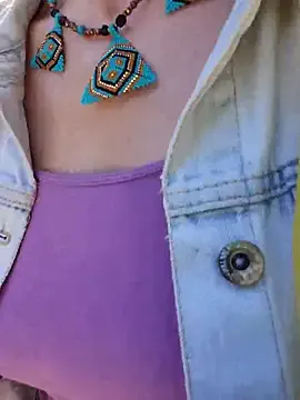 NA-KAREN-V8 – webcam model profile photo Image 8