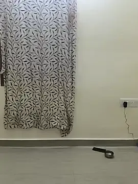 Lady_LauraRose – webcam model profile photo Image 2