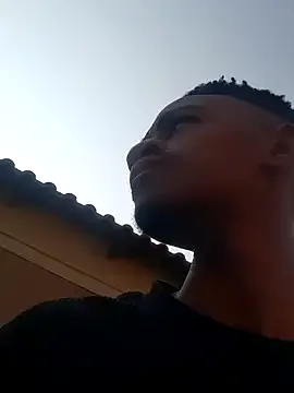 GouGou-111 – webcam model profile photo Image 13