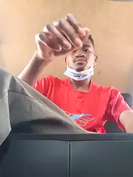 GouGou-111 – webcam model profile photo Image 14