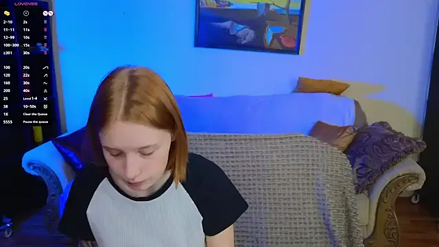 seraphine23 – webcam model profile photo Image 13