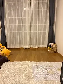 GouGou-111 – webcam model profile photo Image 16