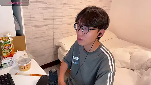 irohani_usagi – webcam model profile photo Image 12