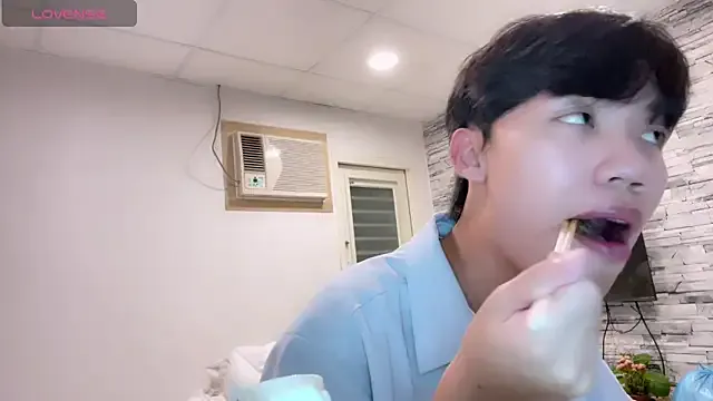 irohani_usagi – webcam model profile photo Image 13