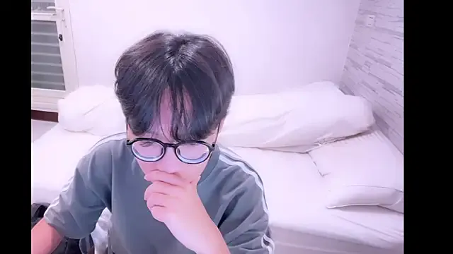 irohani_usagi – webcam model profile photo Image 17