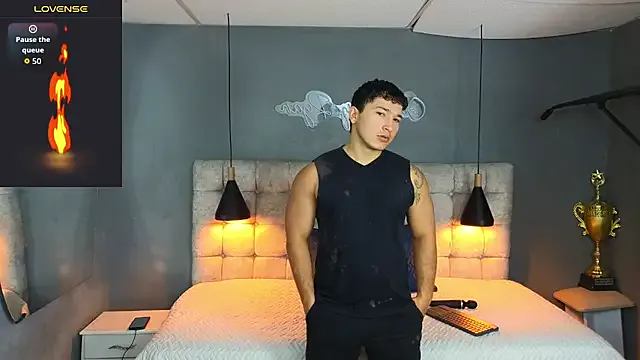 GouGou-111 – webcam model profile photo Image 18