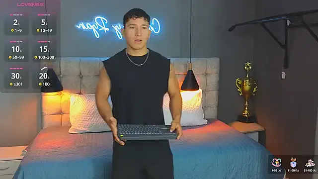 GouGou-111 – webcam model profile photo Image 2