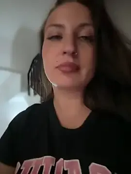 HotBella- – webcam model profile photo Image 15